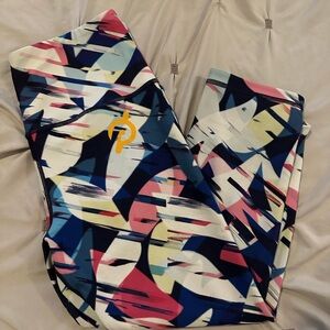 Peloton/WITH capri length leggings